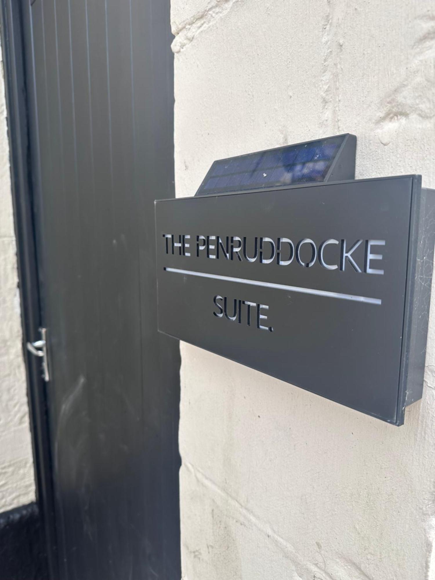 The Penruddocke Arms Bed & Breakfast Dinton  Eksteriør bilde