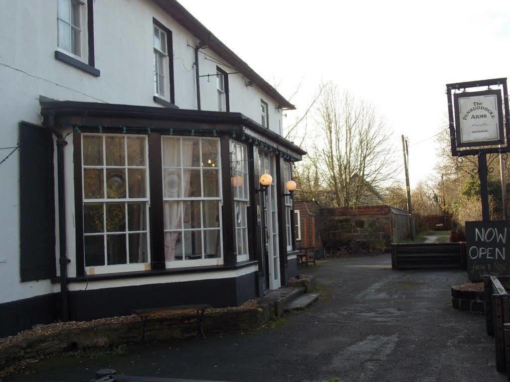 The Penruddocke Arms Bed & Breakfast Dinton  Eksteriør bilde